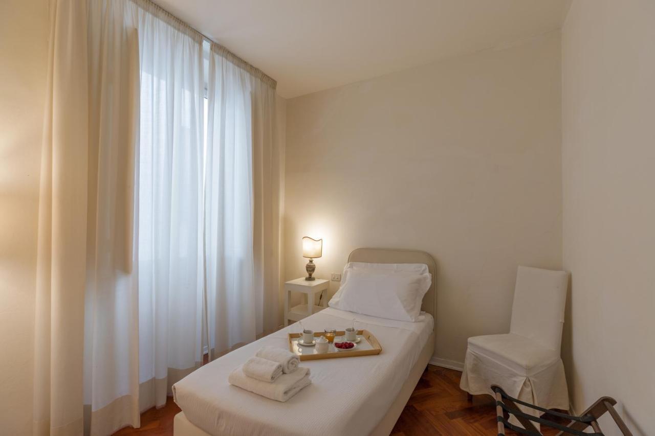 Seta Spacious Apartment Next To The Duomo Florens Exteriör bild